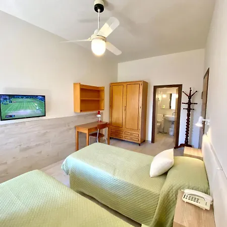 Signa Aparthotel 2*