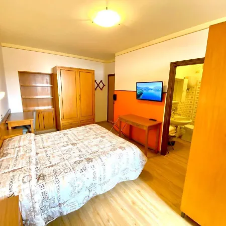 Hotel apartamentowy Signa 2*